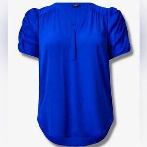 Torrid blue henley size 4
